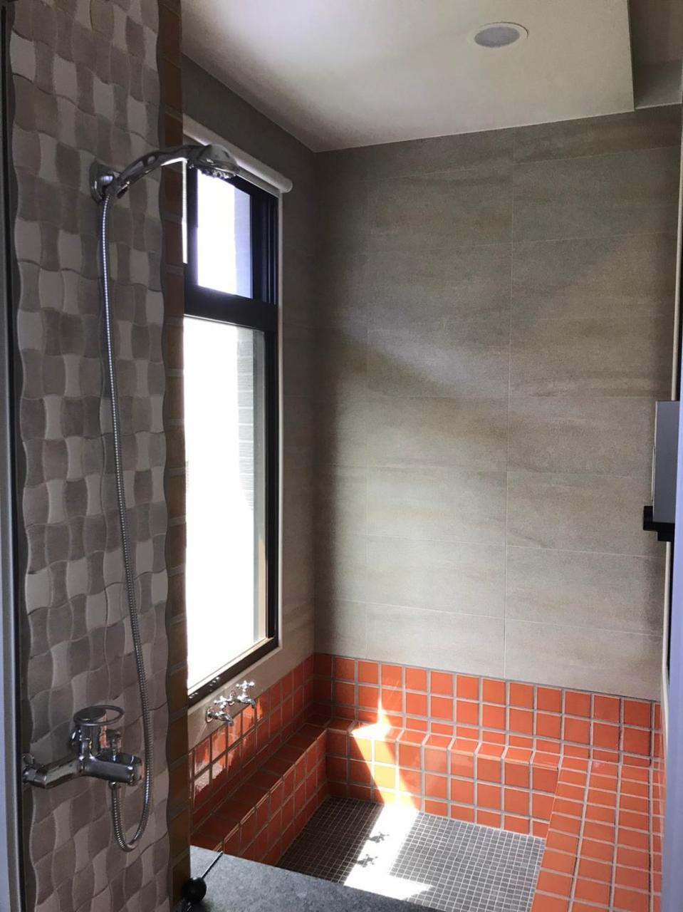 Ruo Shui Hotspring Hotel Jiaoxi Dış mekan fotoğraf